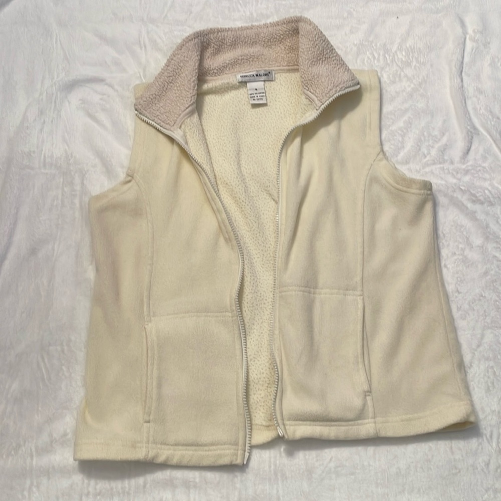 Fleece sleeve-less vest